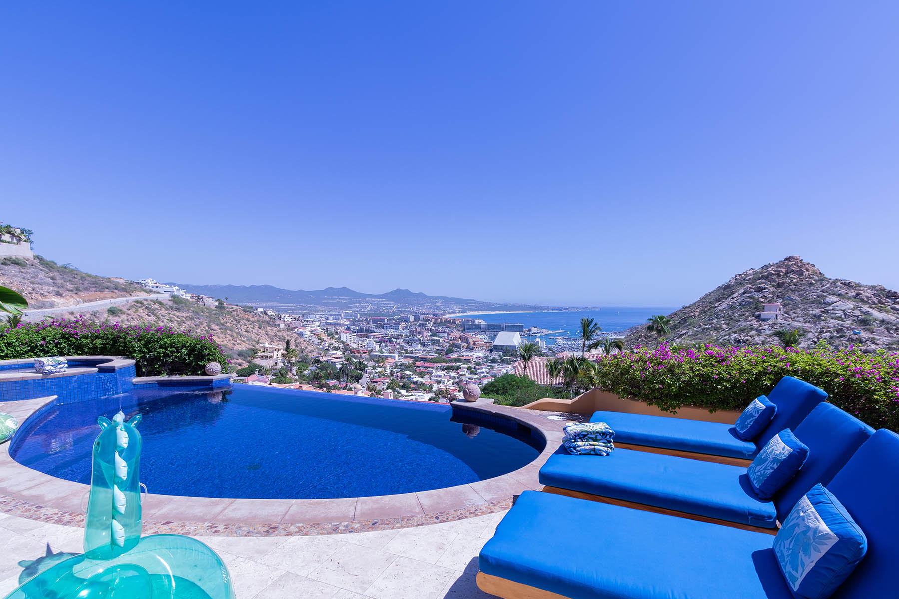 Pool overlooking Cabo bay at Casa Santa Fe Vacation Rental in Cabo Mexico